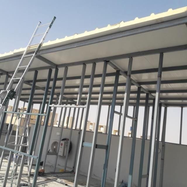 خطوات بناء ملاحق ساندوتش بانل