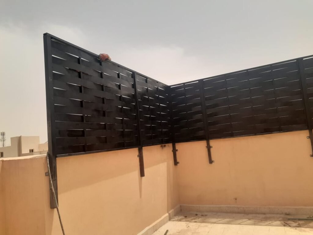 محل مظلات وسواتر في جدة – خبرة، جودة، وتفصيل حسب الطلب