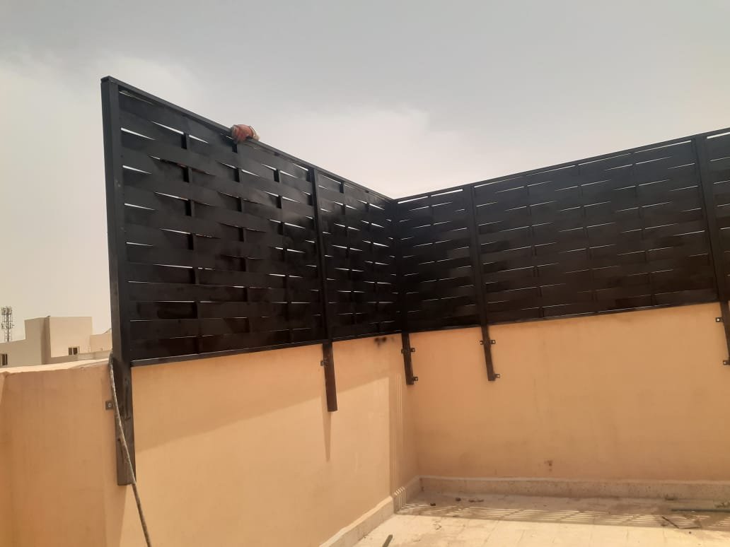 محل مظلات وسواتر في جدة – خبرة، جودة، وتفصيل حسب الطلب