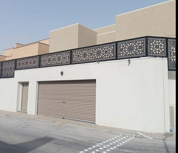 سواتر لكسان جدة في حي الضاحية