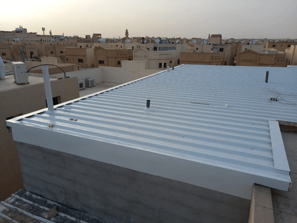 تركيب اسقف ساندوتش بانل جدة في حي مشرفة
