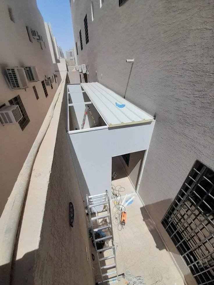 اسقف ساندوتش بانل جدة